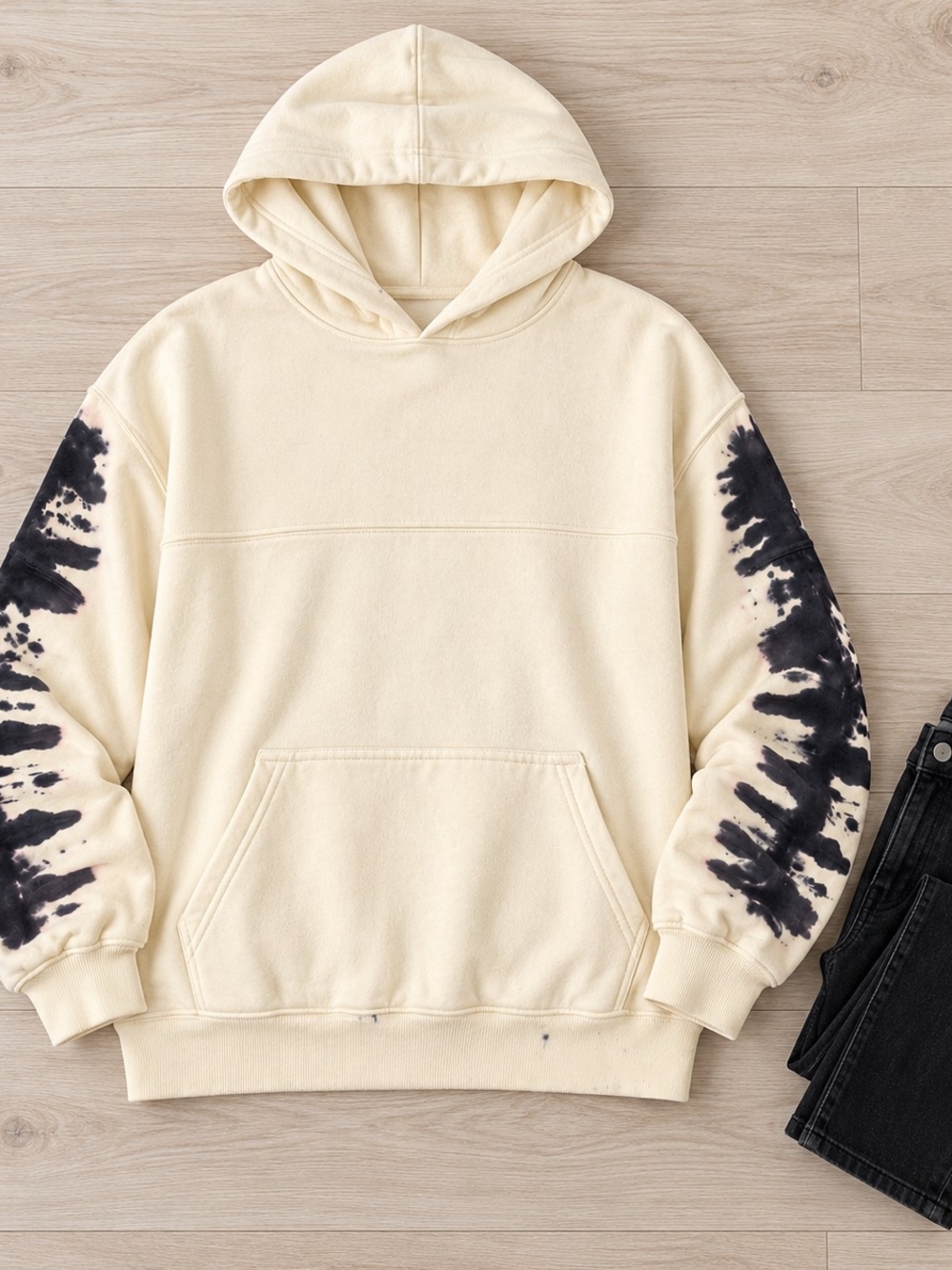 #1329 NWT Spirit Jersey Small Cream Black Tie Dye Skull Graphic Hoodie